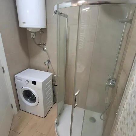 Natoseviceva'S 7 Rooms Apartments Spa And Pool Parking On Request 홈스테이