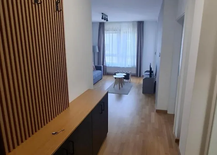 Natoseviceva'S 7 Rooms Apartments Spa And Pool Parking On Request 홈스테이 노비사드