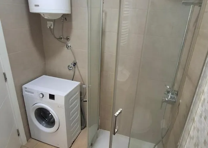 Natoseviceva'S 7 Rooms Apartments Spa And Pool Parking On Request 홈스테이